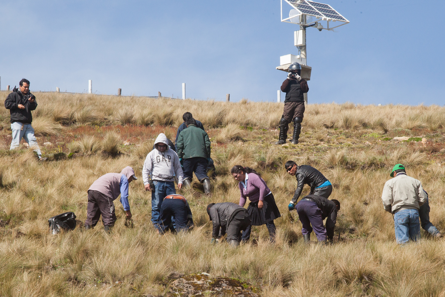 security forces dig up maxima acuna de chaupe farm 2