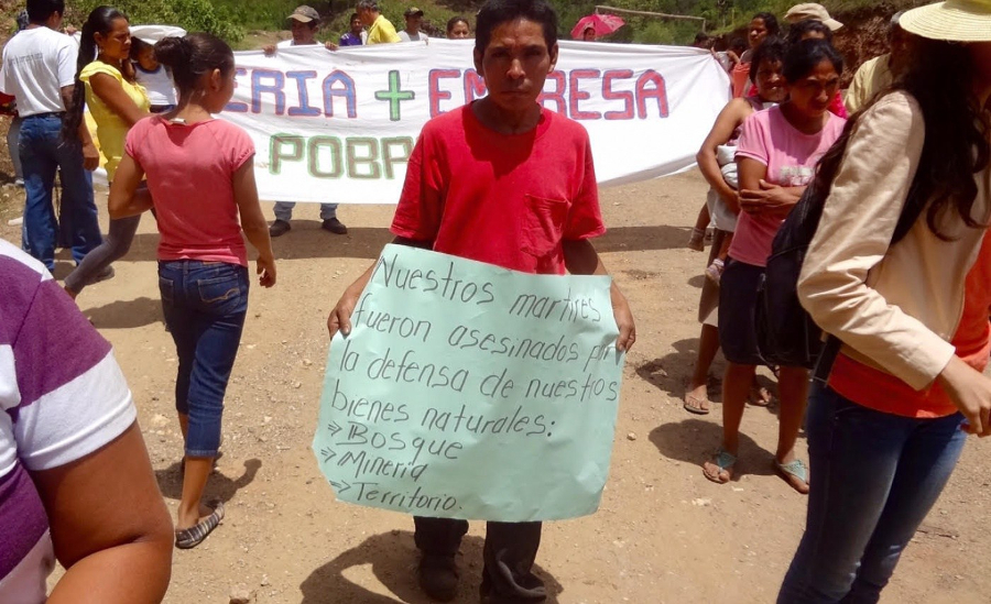 Tolupanes Protest. Credit: Lucy Edwards